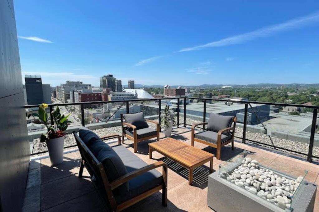 Condo Chic, Centre-Ville Piscine, Terrasse, Gym Québec Kültér fotó