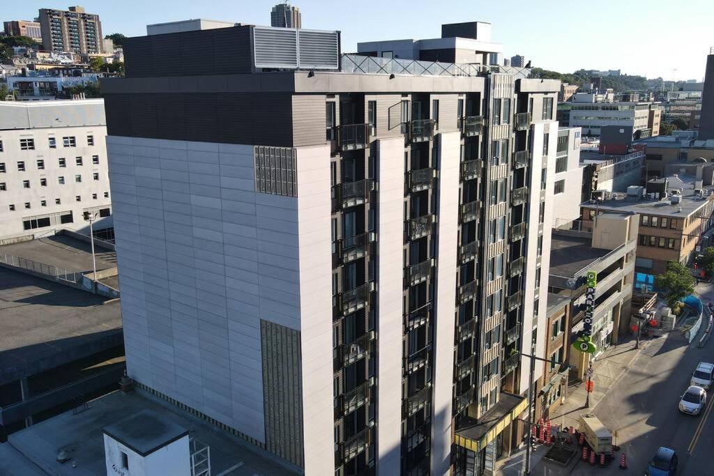 Condo Chic, Centre-Ville Piscine, Terrasse, Gym Québec Kültér fotó